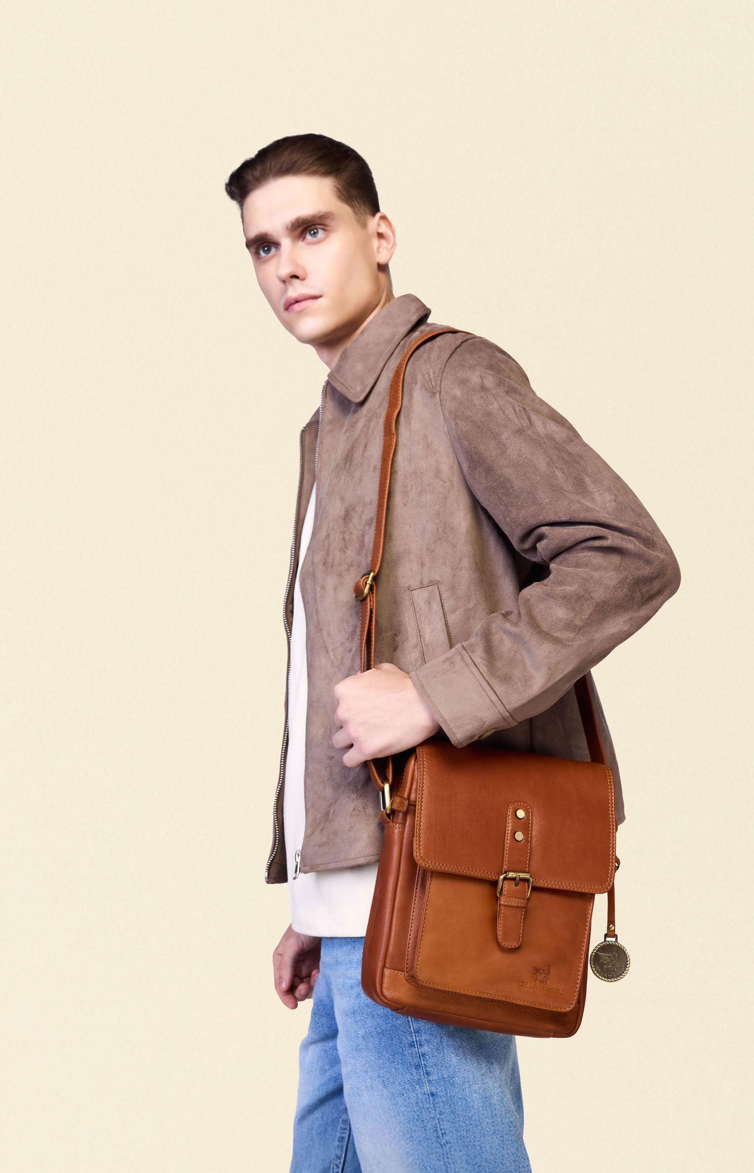 حقائب صغيرة