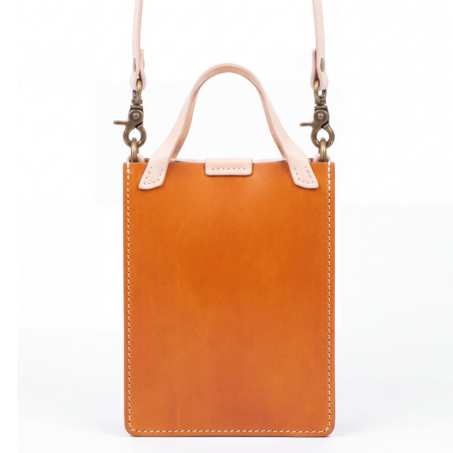 DE LAMASSU® (Alta) verticale leren mini tote met schouderband – Limited Edition